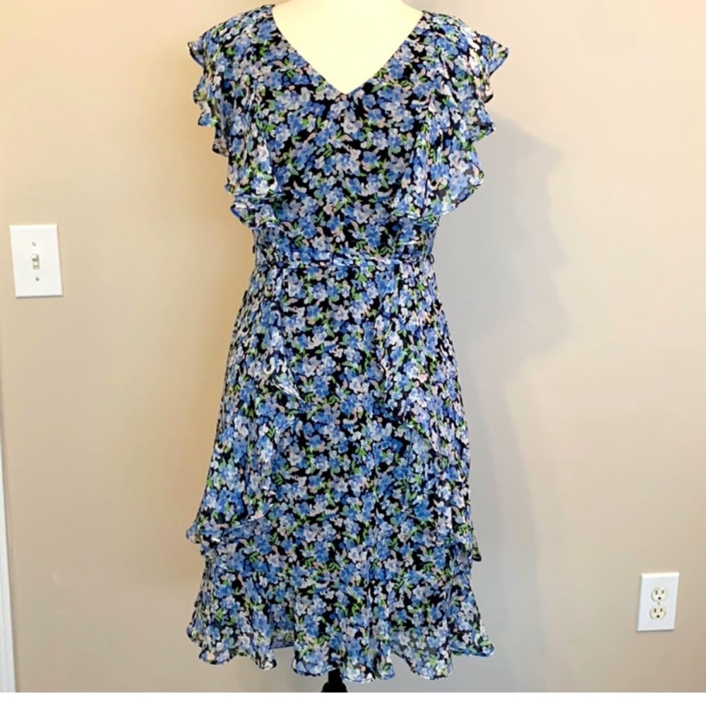 🆕 Like New Floral Blue Tommy Hillfiger Dress